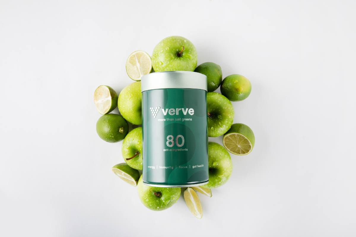 Verve Tin lying on apples